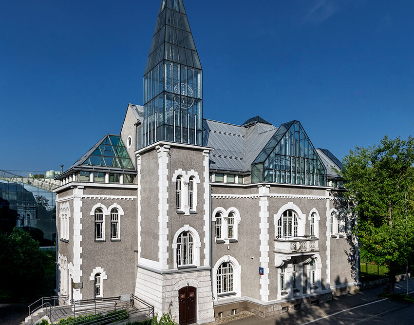 250802 00082 Pzm0067 Hdr 251114